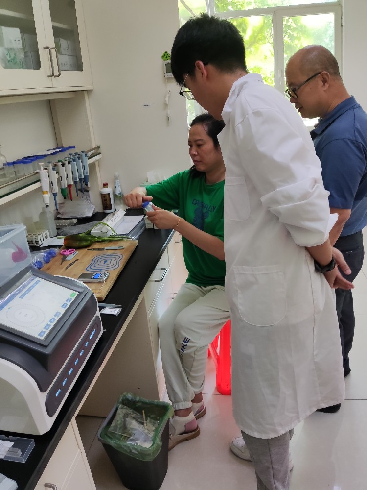 大興區(qū)榆垡鎮(zhèn)農(nóng)業(yè)技術(shù)推廣站采購云唐YT-QN480P-CY(48通道全自動農(nóng)殘)<